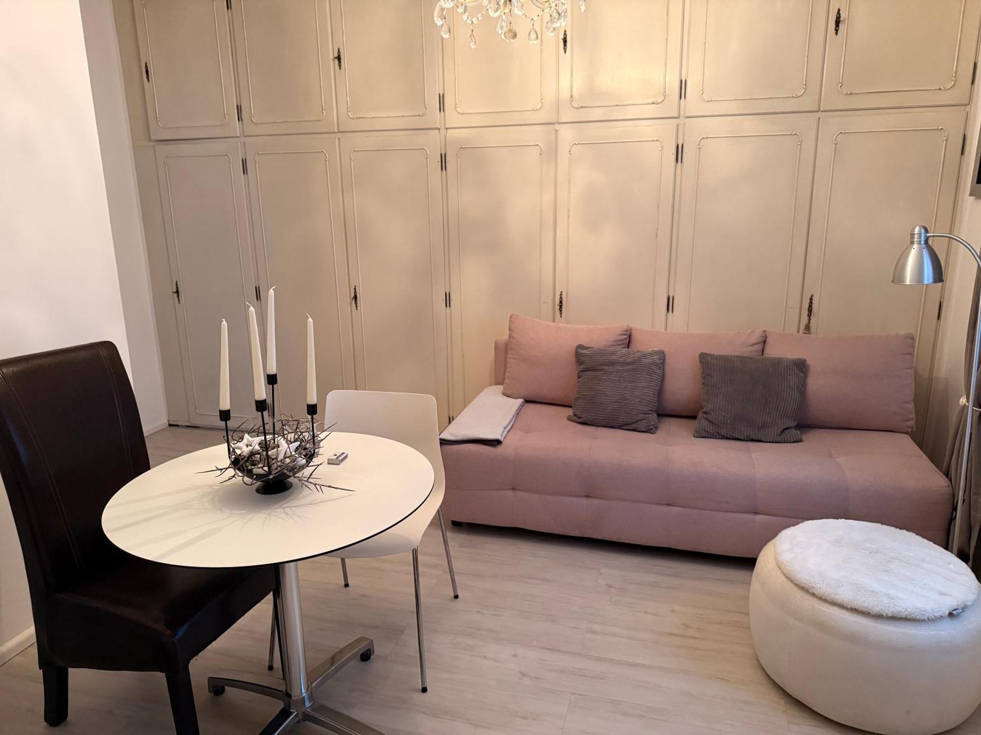 Modernes 1 Zimmerapartment Nahe Frankfurt Am Main ホイゼンシュタム エクステリア 写真