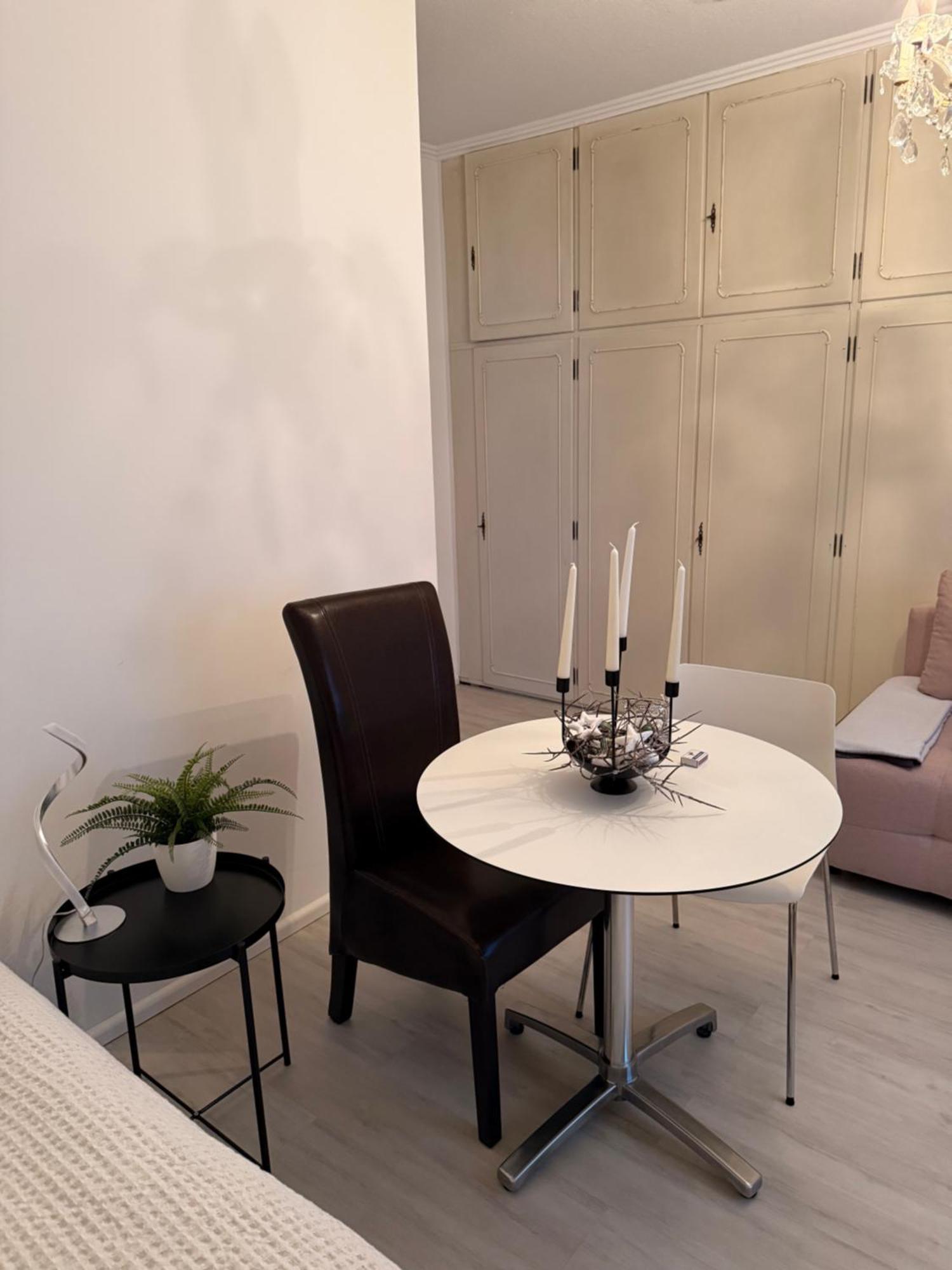 Modernes 1 Zimmerapartment Nahe Frankfurt Am Main ホイゼンシュタム エクステリア 写真